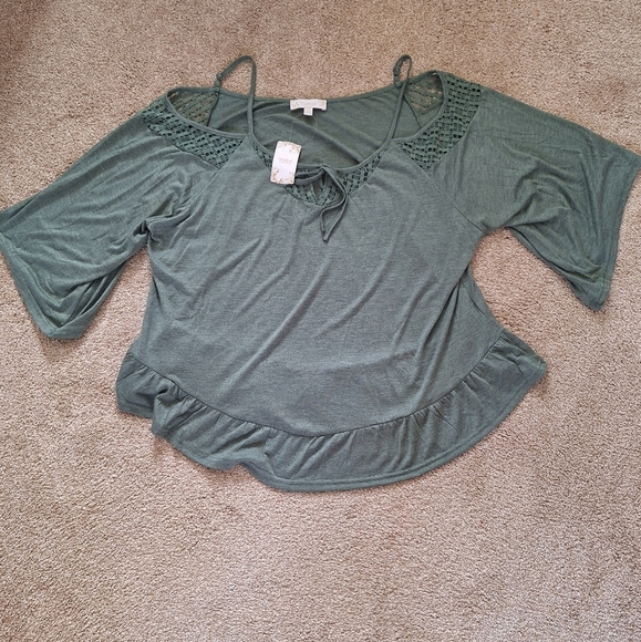 NWT Suzanne Betro Womens Green Lightweight Top. Size 3X - Picture 8 of 8